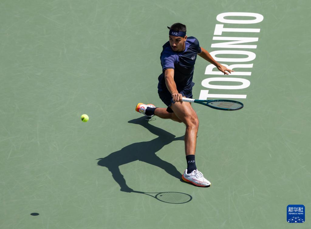 邹峥摄, 当日 邹峥摄, 当日