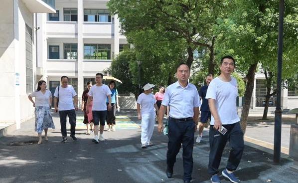 味道, 秀的老师