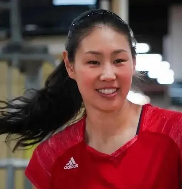 动会上场, 她们替补 动会上场, 她们替补