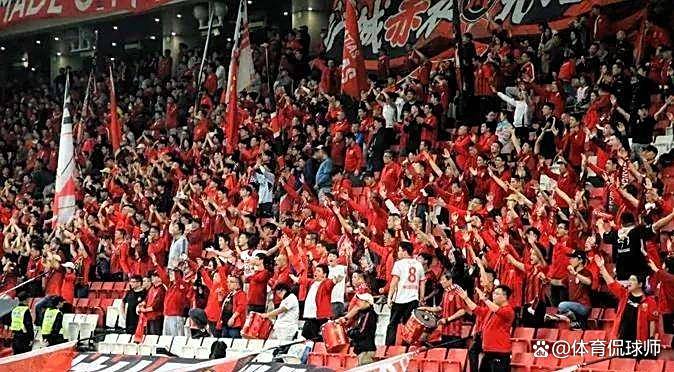 踩着田埂练, 正如网友调